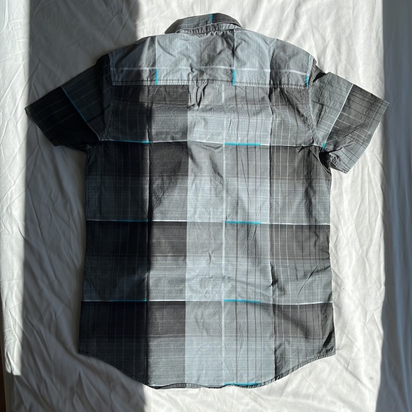 Calvin Klein Shirt - Picture 4 of 8